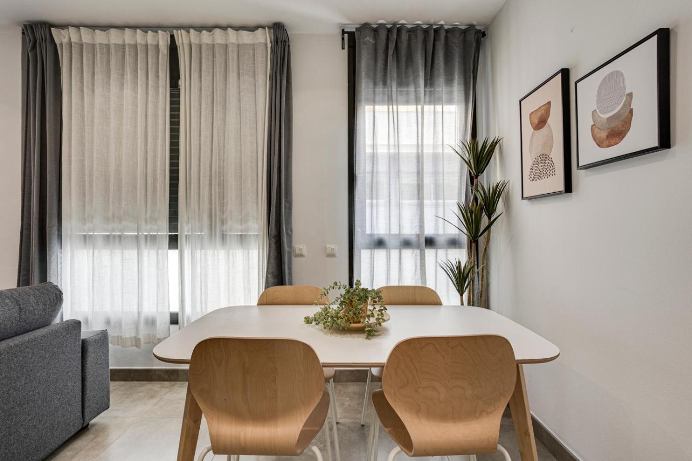 Urban Flats Vallirana برشلونة المظهر الخارجي الصورة