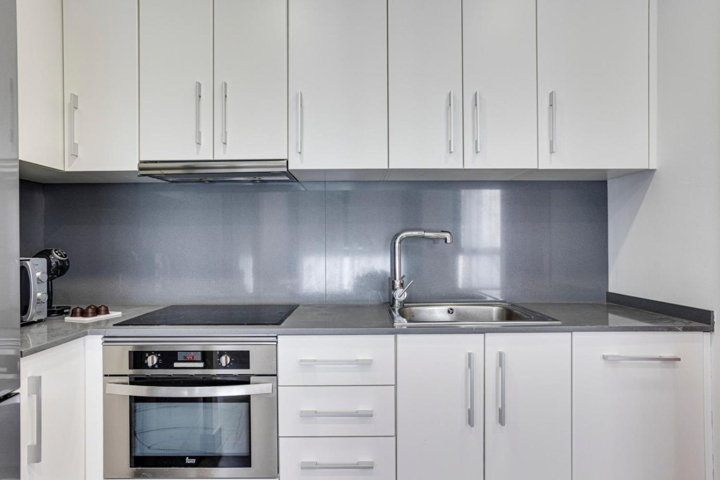 Urban Flats Vallirana برشلونة المظهر الخارجي الصورة